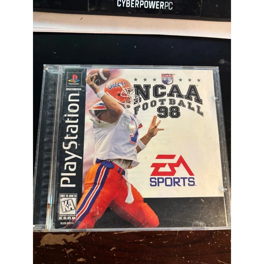 NCAA FOOTBALL 98 PS1 EA Sports Complete